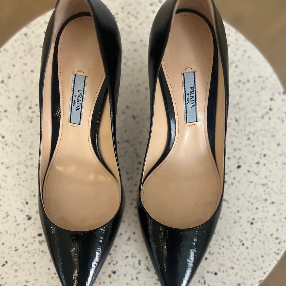 PRADA Leather Pumps - Picture 2 of 6